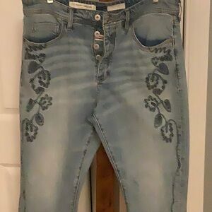 Pilcro and the letterpress jeans size 31 with raised stitch design
